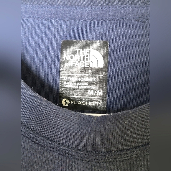 Men's The North Face Flash Dry Long Sleeve Crew Neck Shirt, Size Medium - Picture 3 of 3